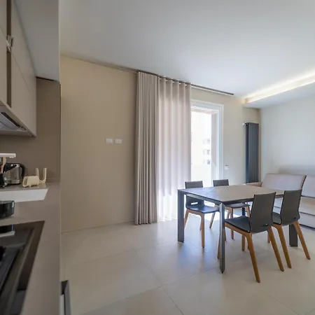 Alba Chiara Διαμέρισμα *